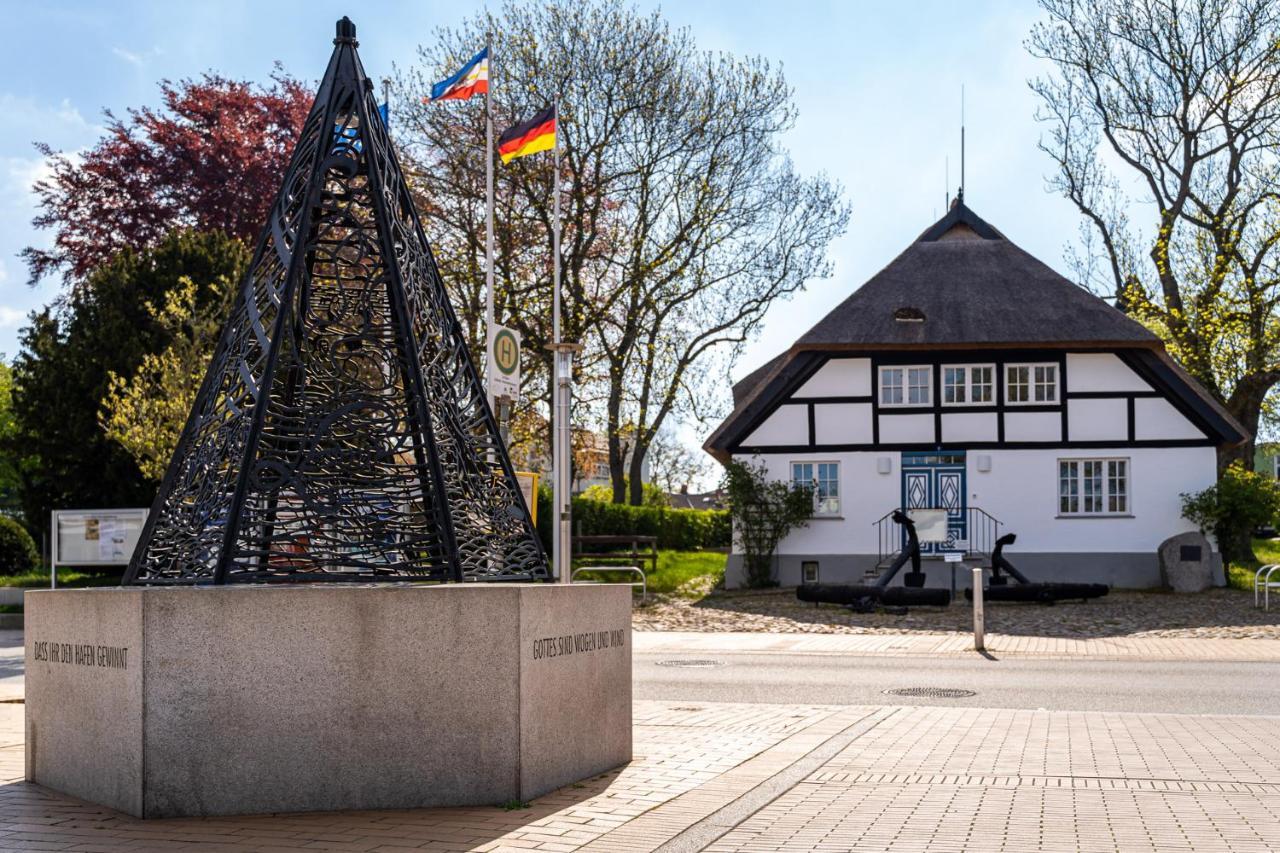 Ferienwohnung Haus Sonnenschein Göhren Exterior foto